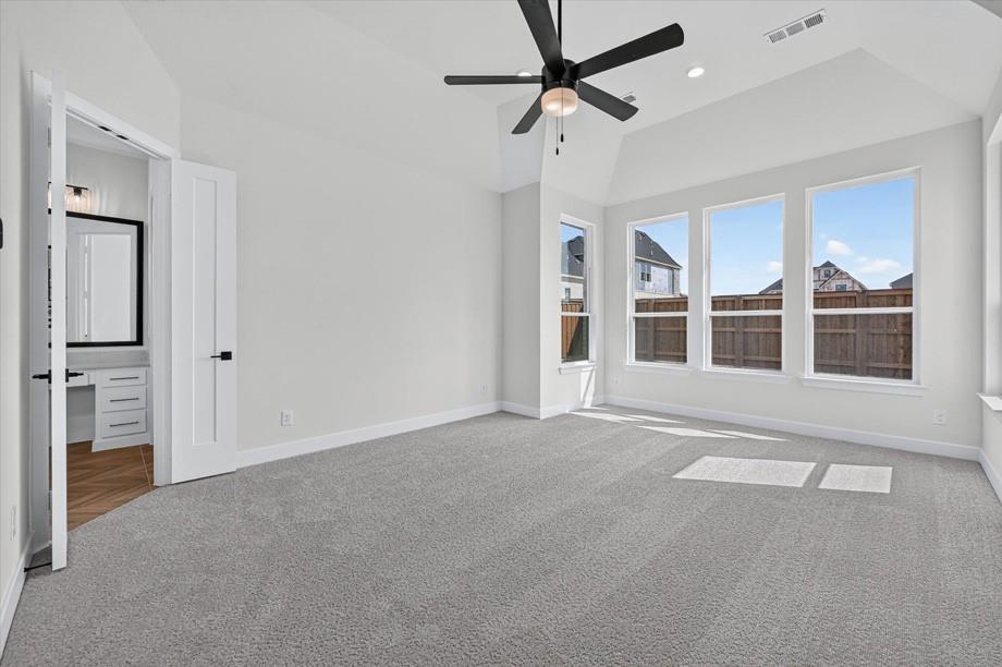 1812 Acoma Way Property Photo 10