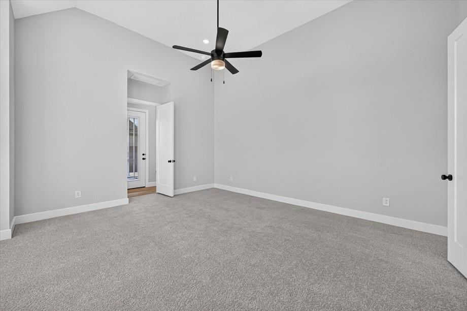 1816 Acoma Way Property Photo 9
