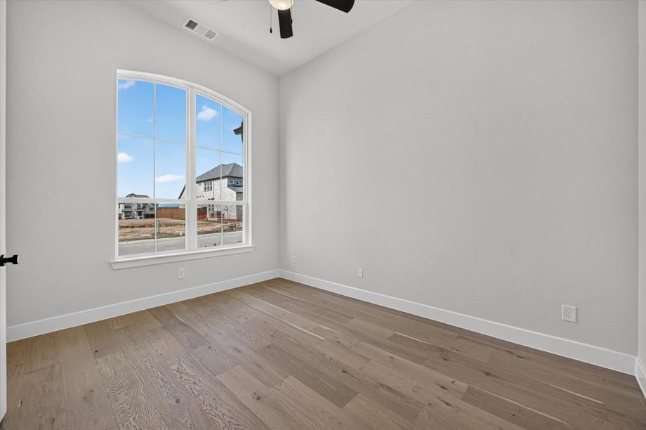 1816 Acoma Way Property Photo 15