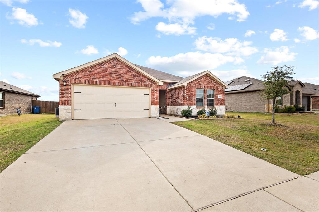 734 Meadow Creek Lane Property Photo 3