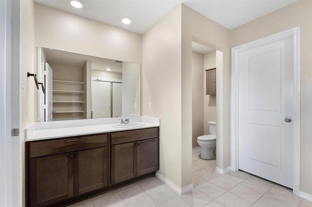 734 Meadow Creek Lane Property Photo 15