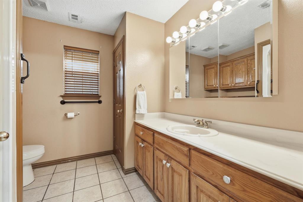 135 Private Road 2828 Property Photo 16