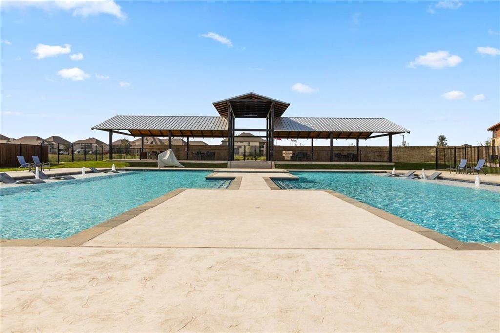 1324 Comal Drive Property Photo 28