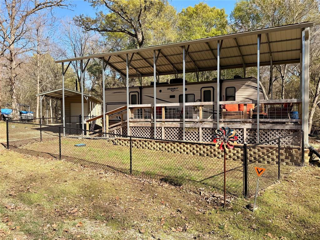 6435 Fm 17 605 Property Photo 1