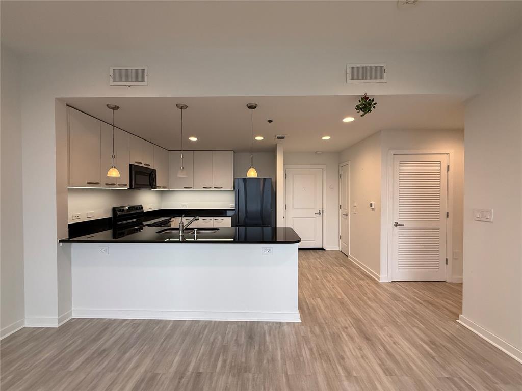 1200 Main Street 902 Property Photo 12