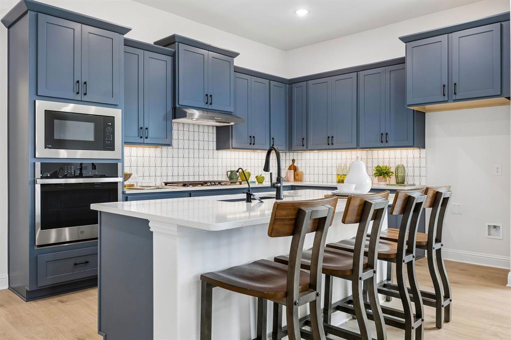 9816 Dahlia Boulevard Property Photo 19