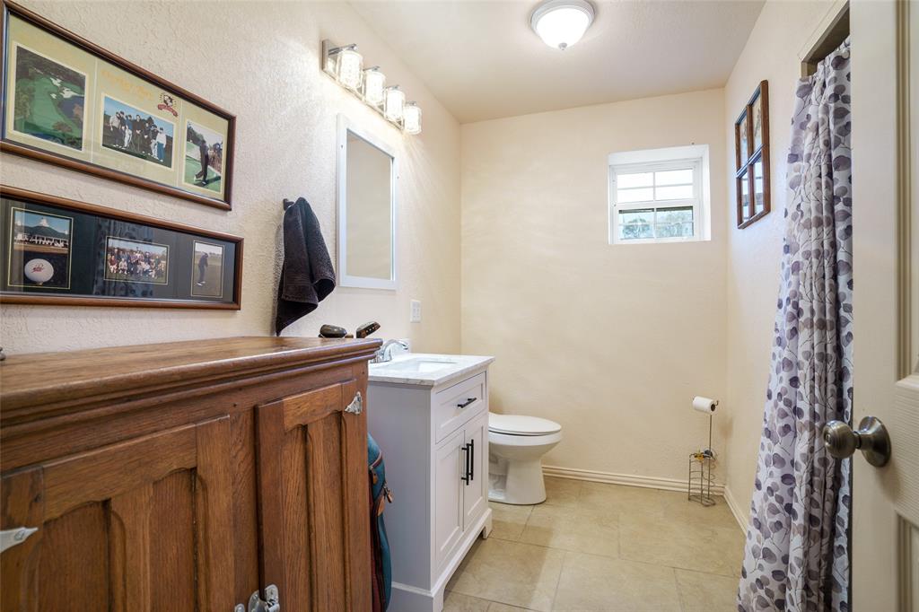 2964 Fm 2120 Property Photo 23