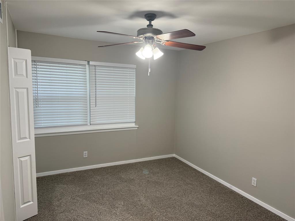 2439 Maverick Avenue Property Photo 7