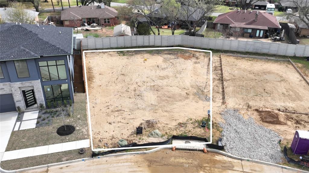 2976 Kosse Court Property Photo 2