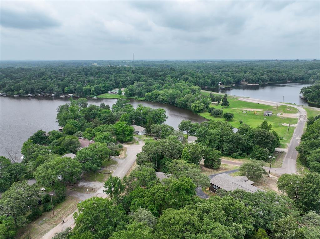 1062 Hickory Hills Drive Property Photo 3