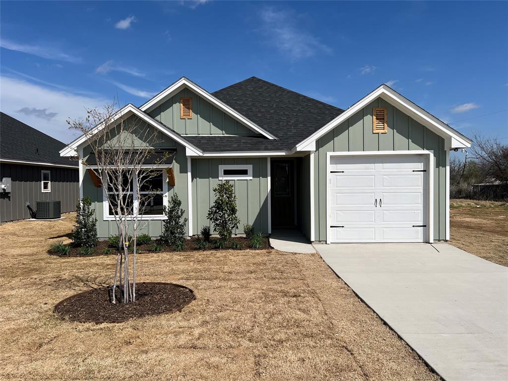 9209 Parkview Circle Property Photo 4