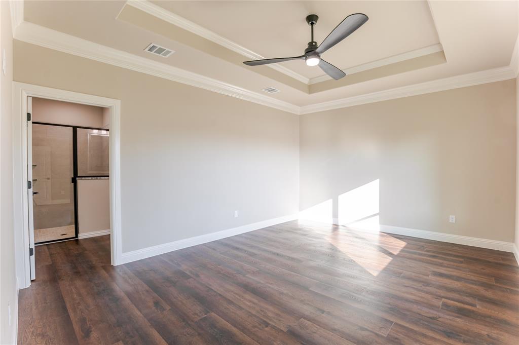 9213 Parkview Circle Property Photo 13
