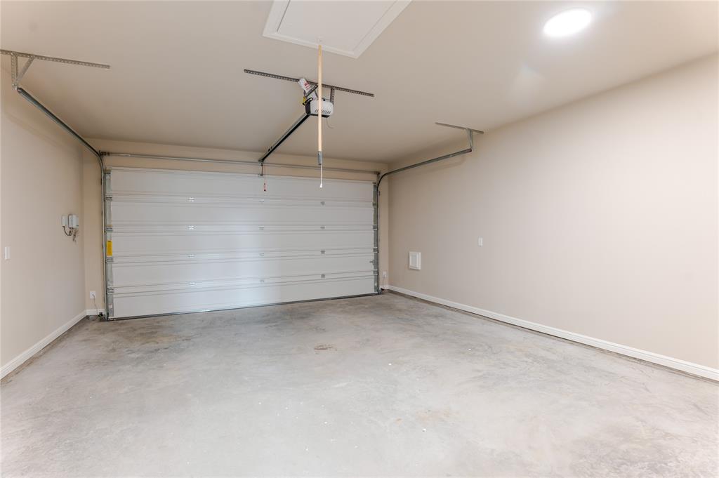 9213 Parkview Circle Property Photo 27