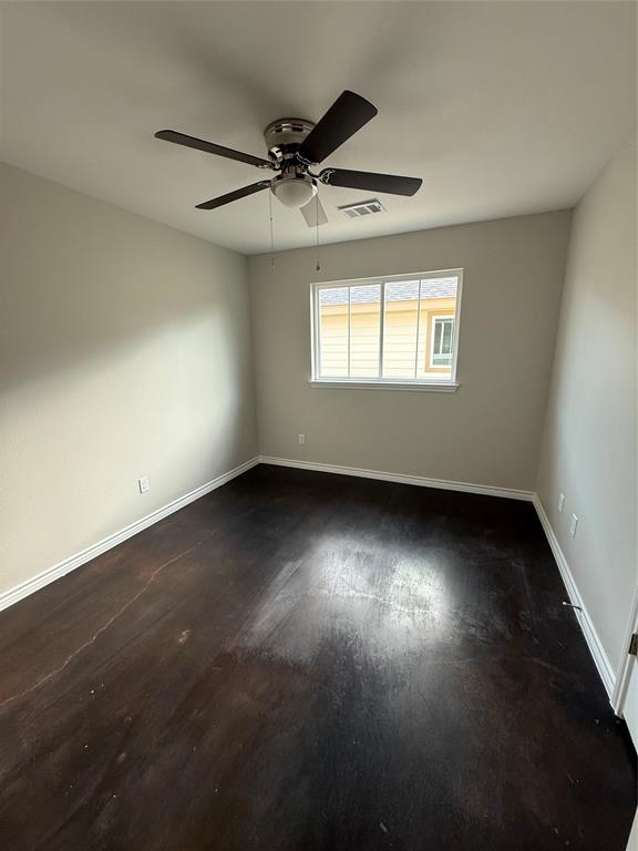 1710 E Avenue J Property Photo 9
