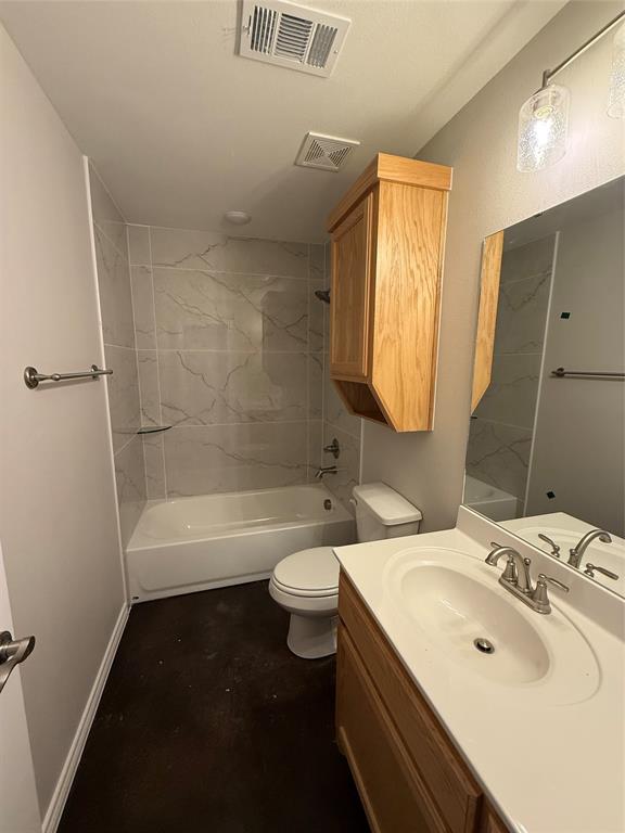 1710 E Avenue J Property Photo 16