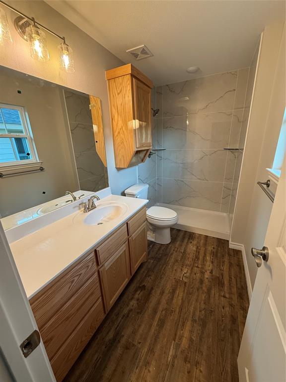 1710 E Avenue J Property Photo 17