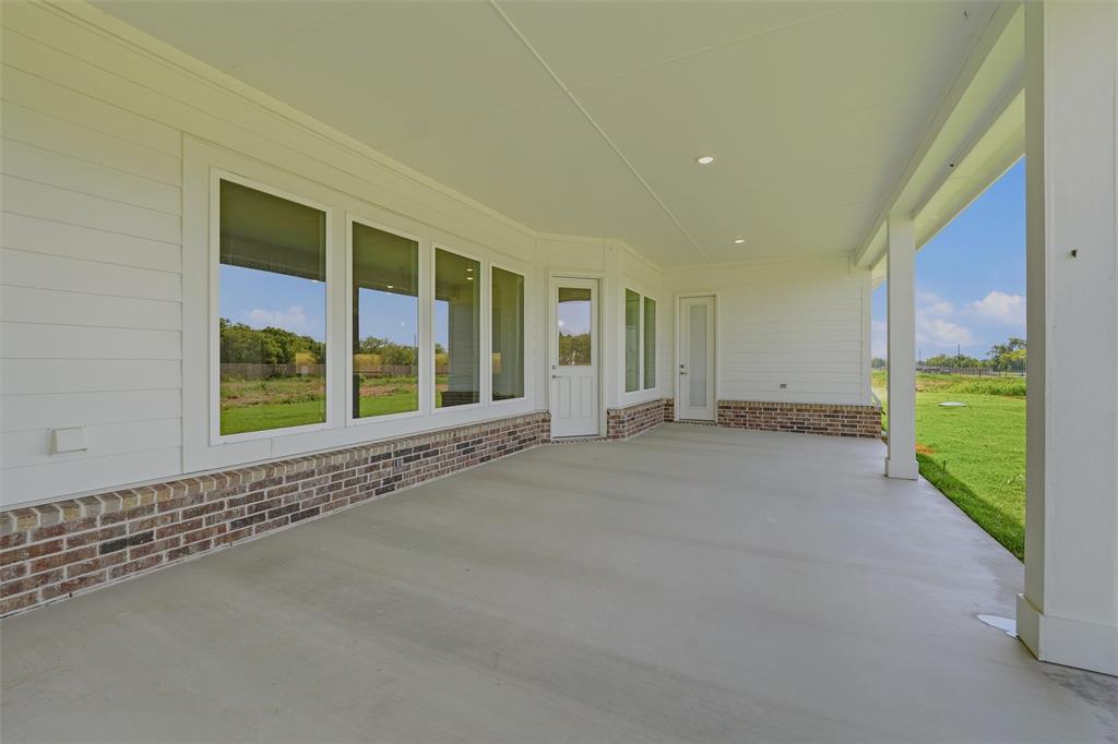 12213 Crystal Drive Property Photo 34