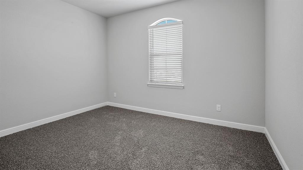 204 Windmill Drive Property Photo 29