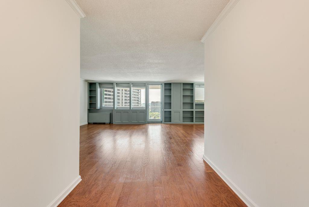 3883 Turtle Creek Boulevard 2014 Property Photo 2
