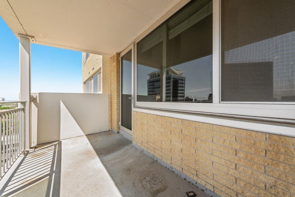 3883 Turtle Creek Boulevard 2014 Property Photo 17