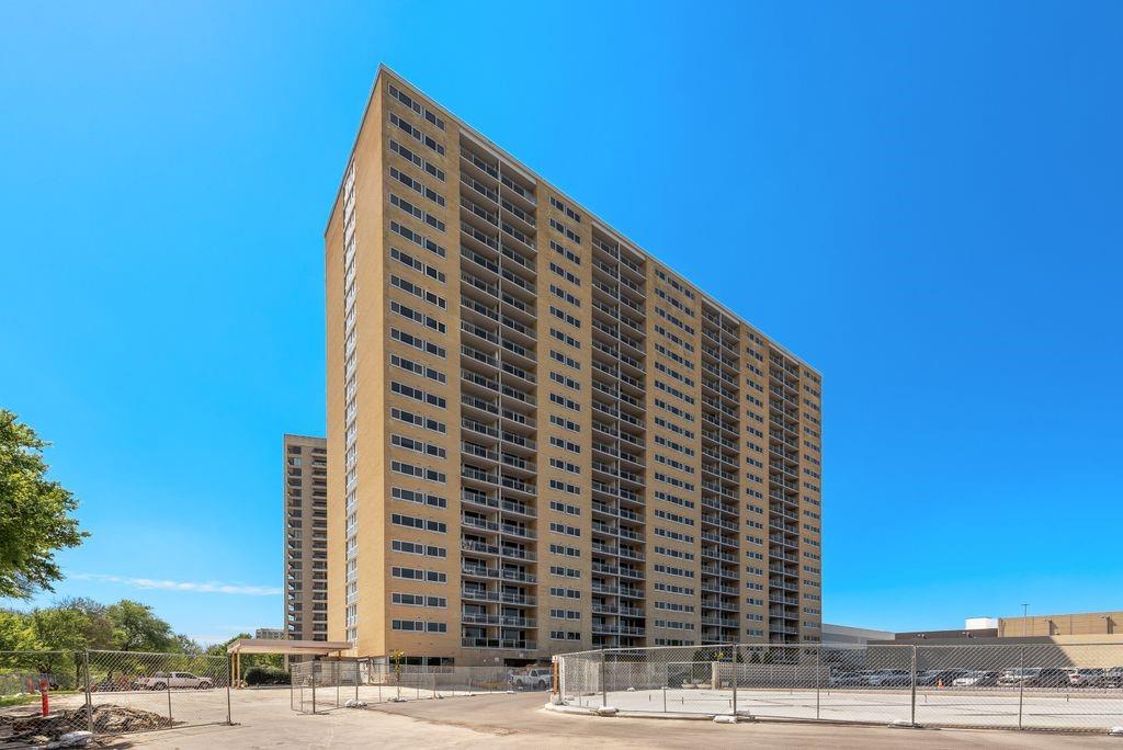 3883 Turtle Creek Boulevard 2014 Property Photo 18