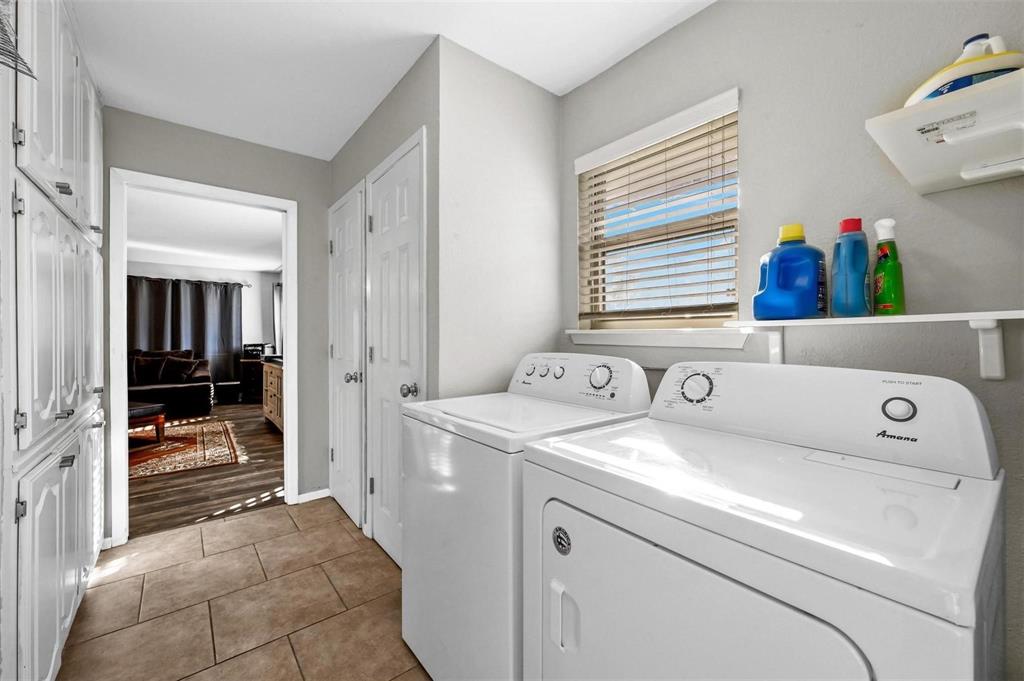 111 Longhorn Drive Property Photo 18