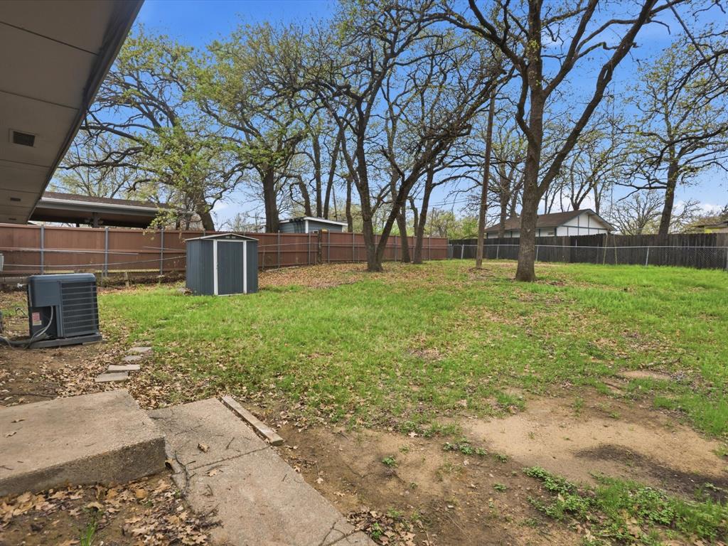 2429 Avis Street Property Photo 30