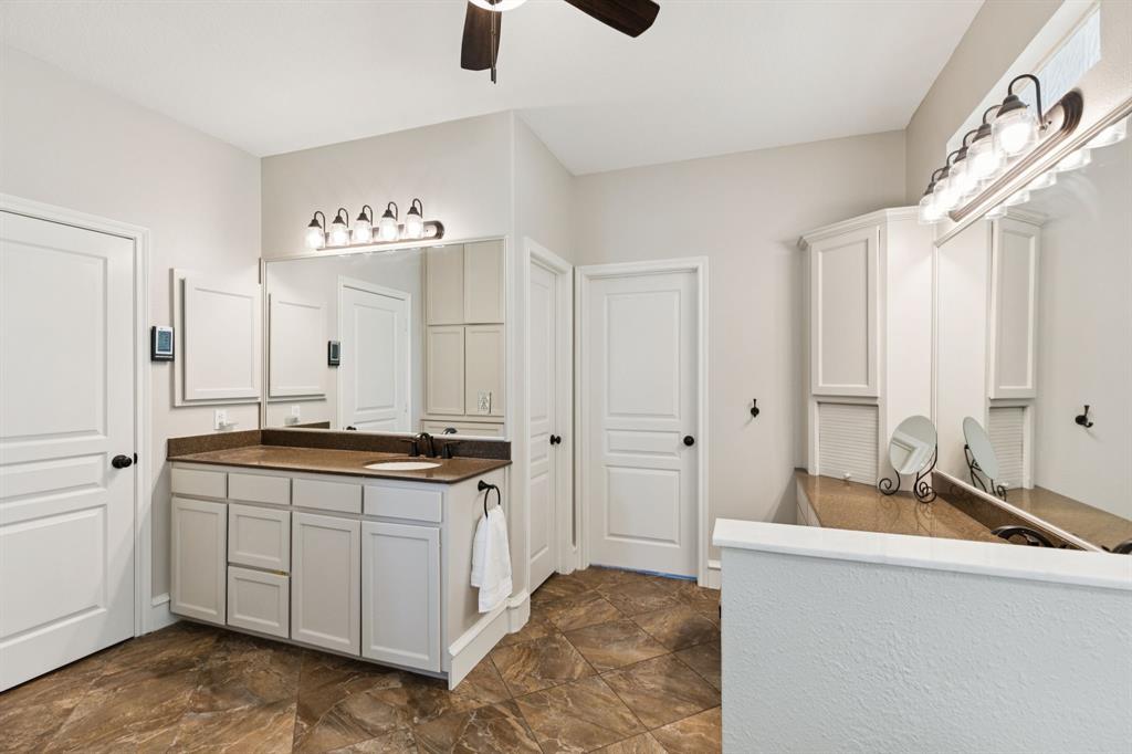 4879 Geren Trail Property Photo 16