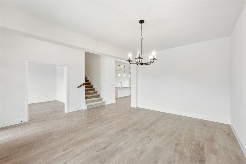 2349 Flora Drive Property Photo 8