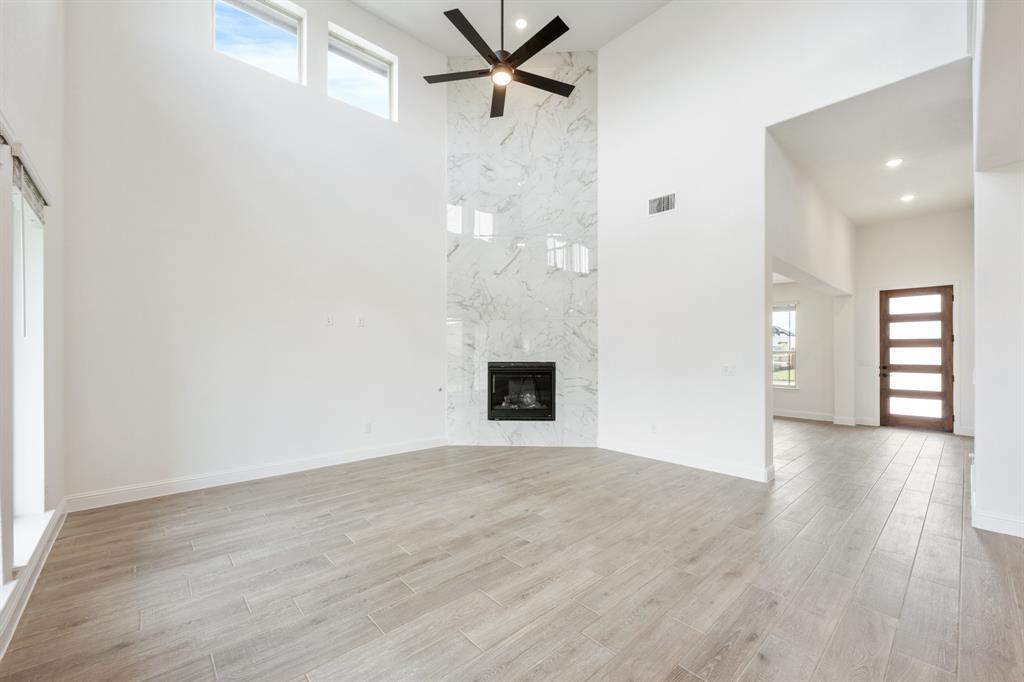 2349 Flora Drive Property Photo 11