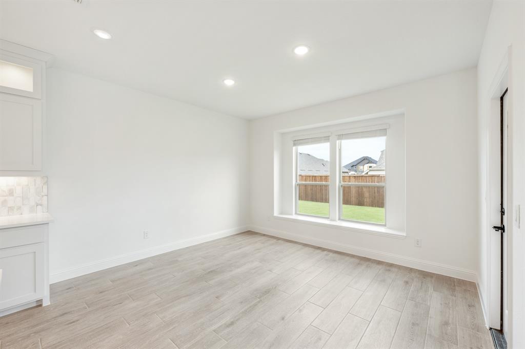 2349 Flora Drive Property Photo 17