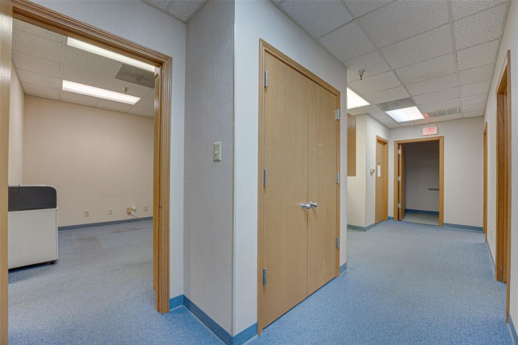 2909 S Hampton I-102 Property Photo 14