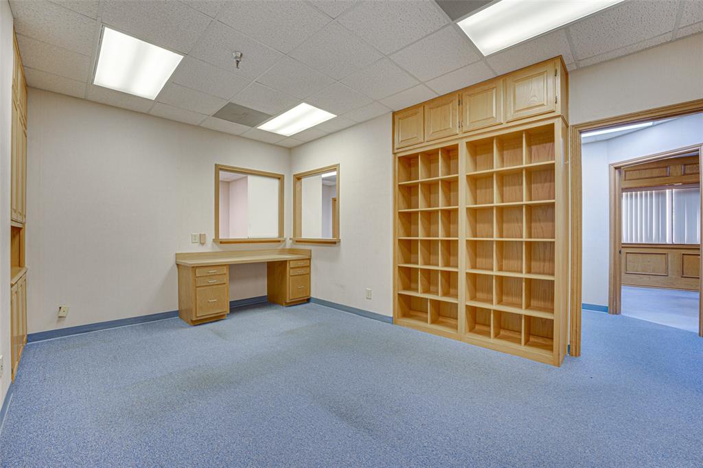 2909 S Hampton I-102 Property Photo 16