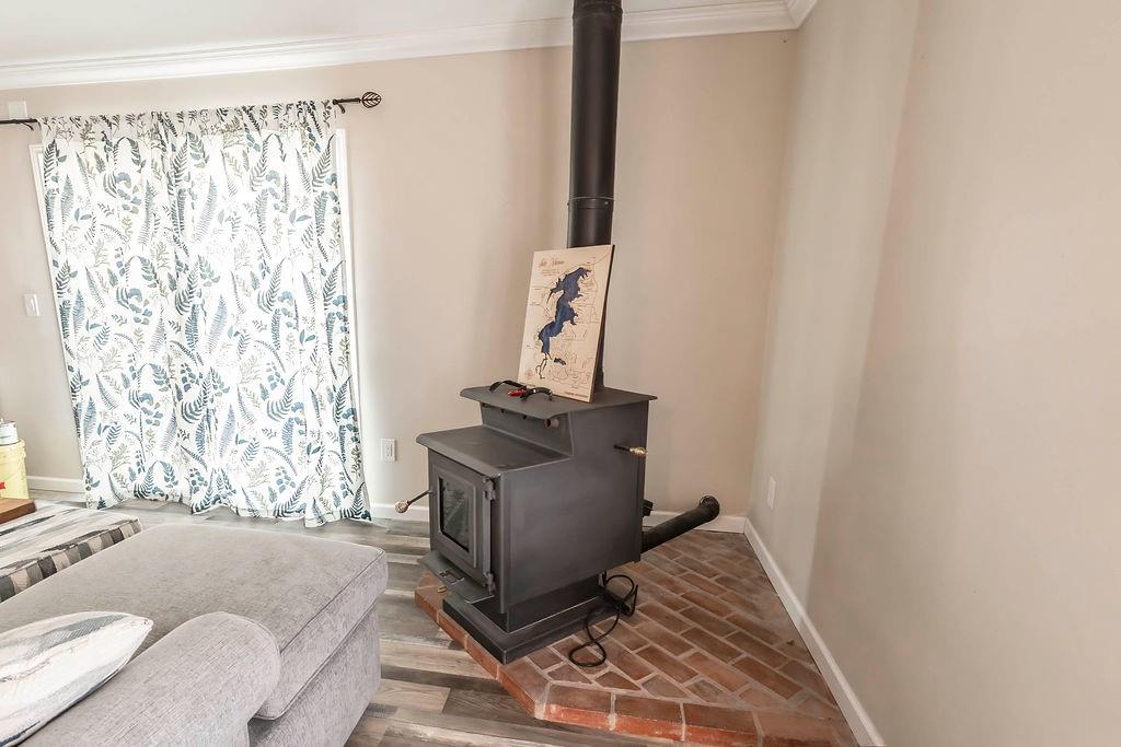 220 Comanche Trail Property Photo 29