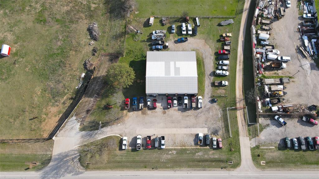4690 E Fm 1187 Property Photo 7