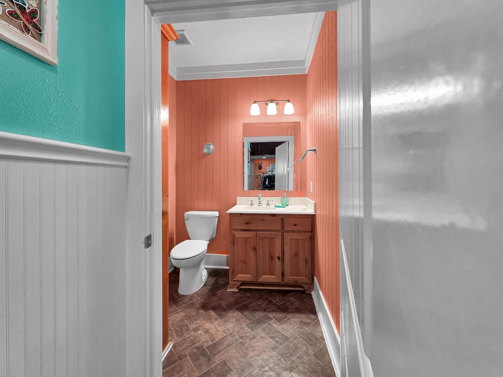 970 Surfside Drive Property Photo 12