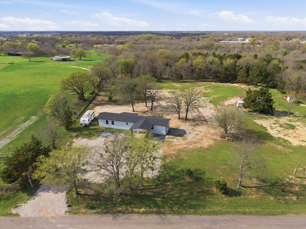 9728 County Road 2422 Property Photo 1