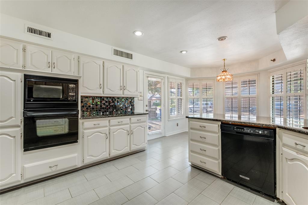 3316 San Jacinto Street Property Photo 10