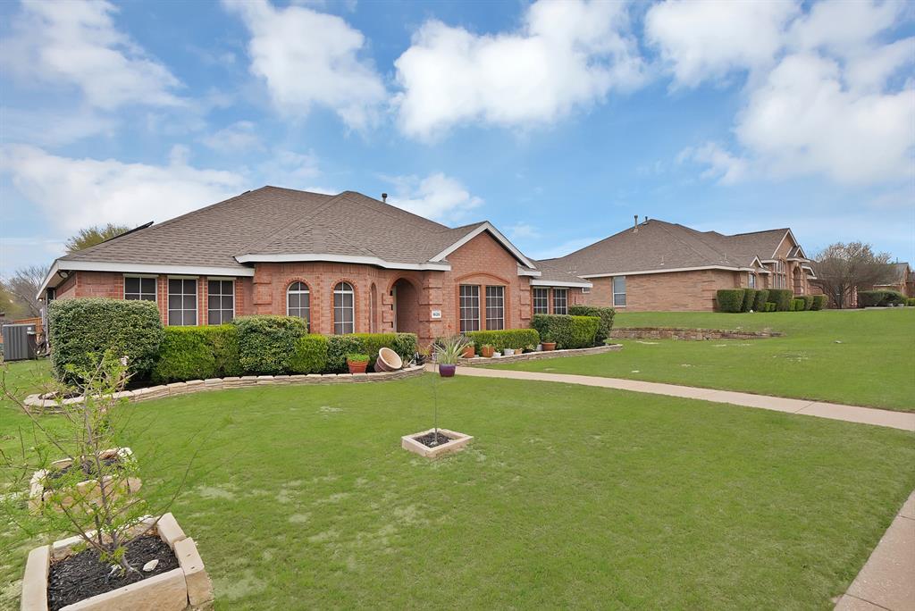 1625 Deer Creek Drive Property Photo 2