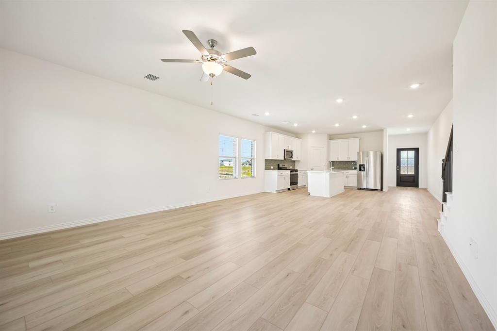 4208 Palestine Drive Property Photo 3