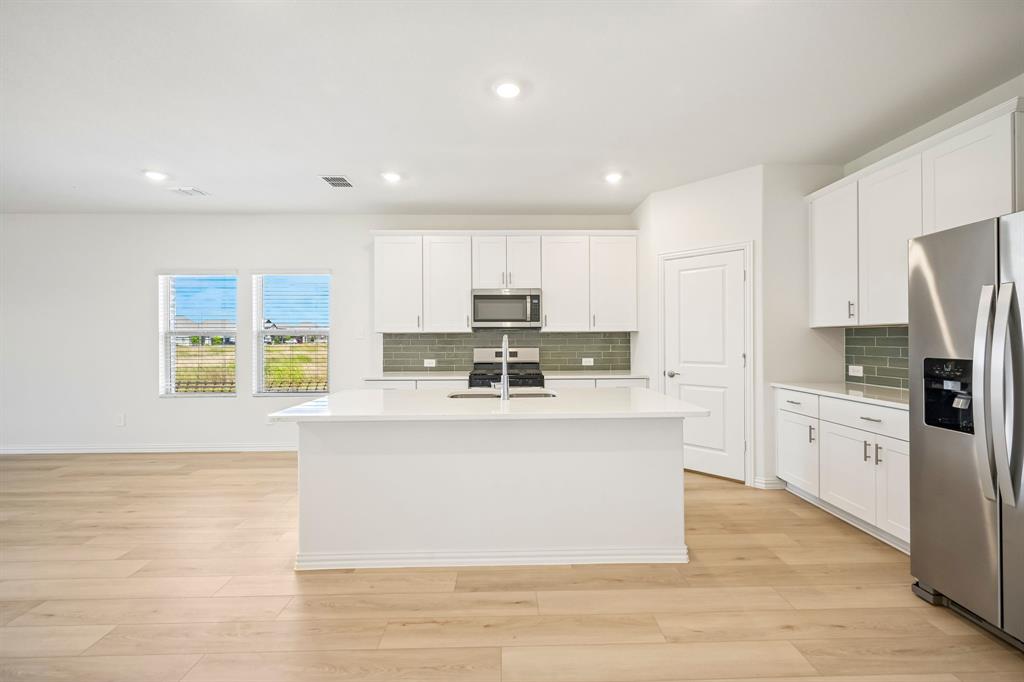 4208 Palestine Drive Property Photo 10