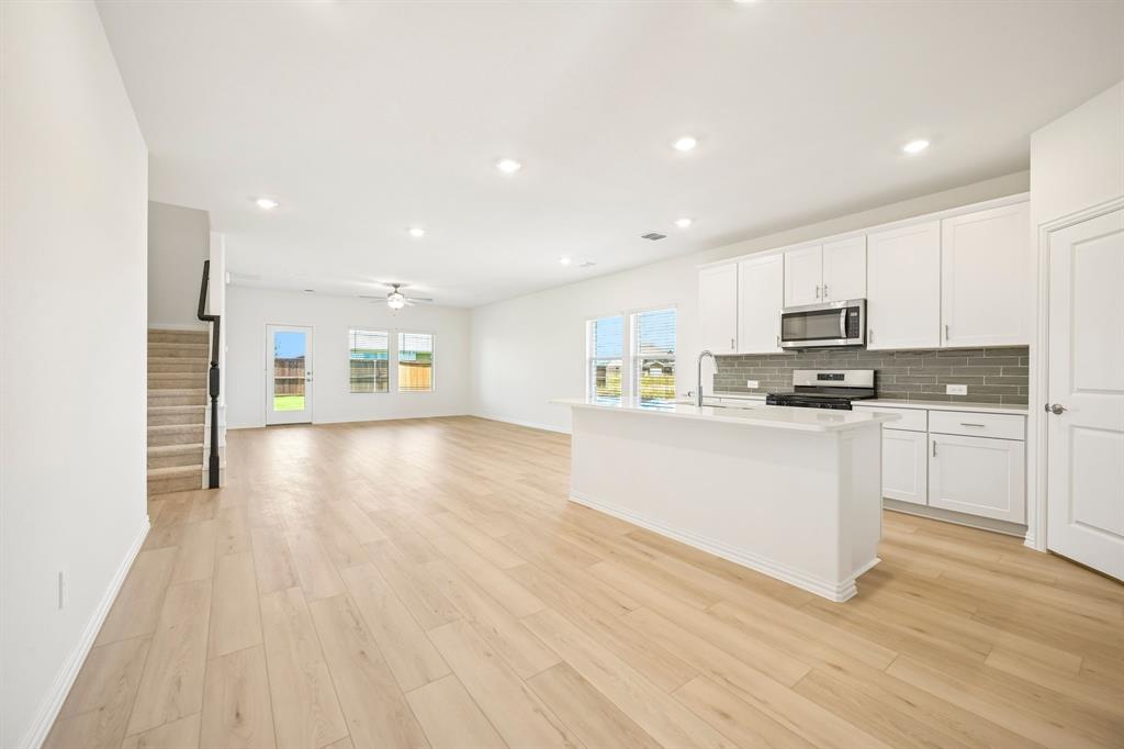 4208 Palestine Drive Property Photo 12