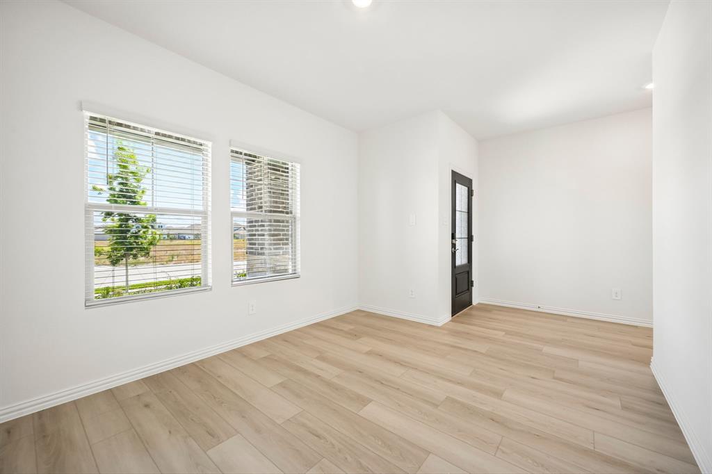 4208 Palestine Drive Property Photo 14