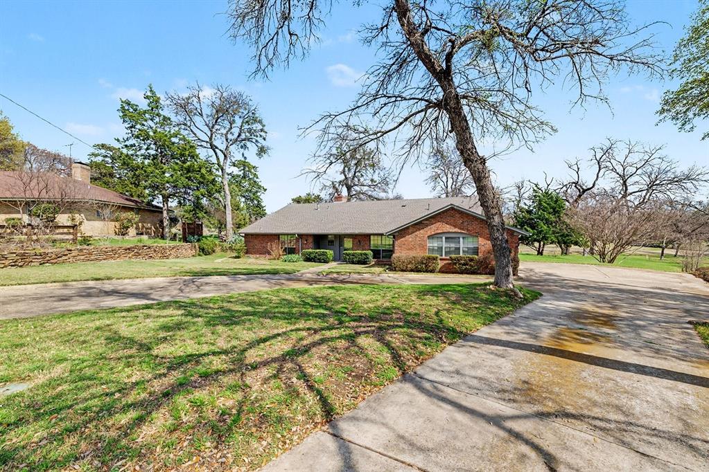 6746 Talbot Parkway Property Photo 3