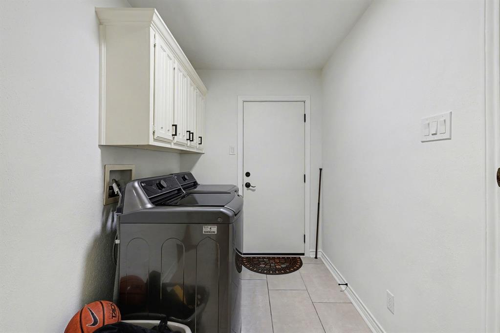 6746 Talbot Parkway Property Photo 19