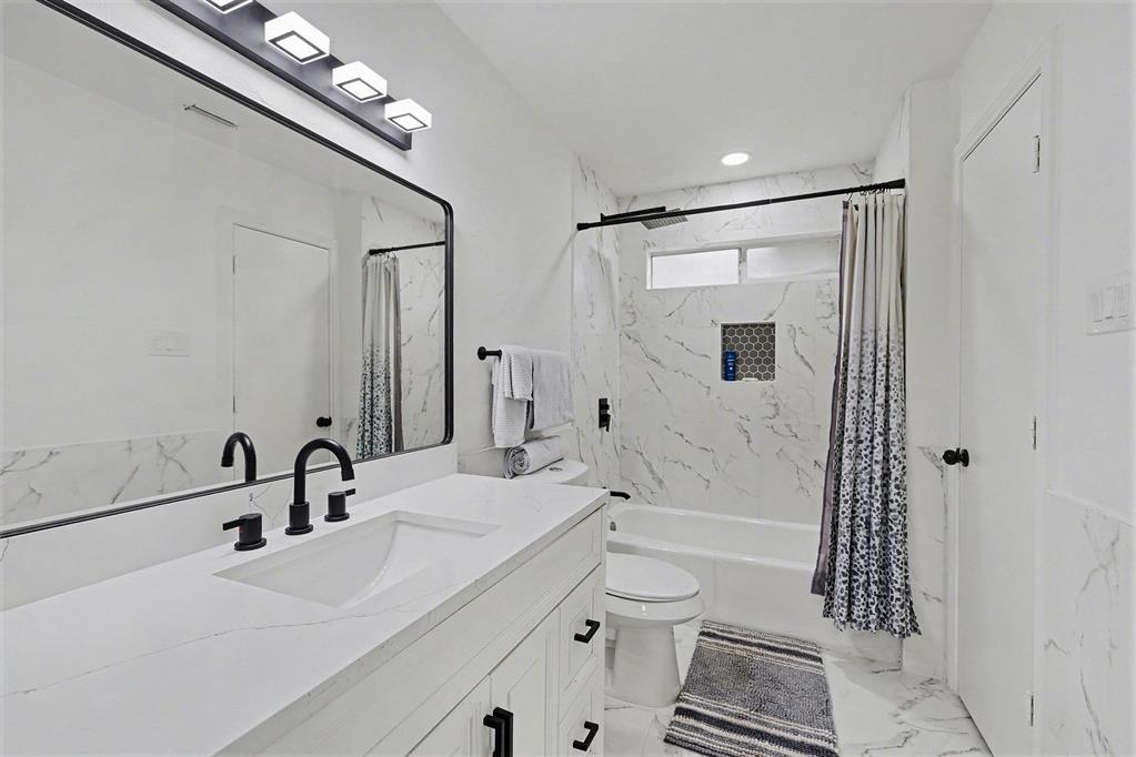6746 Talbot Parkway Property Photo 28