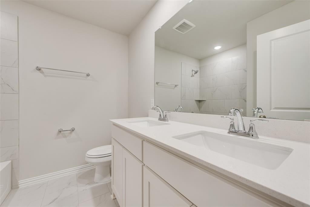 136 Cranz Farm Drive Property Photo 13