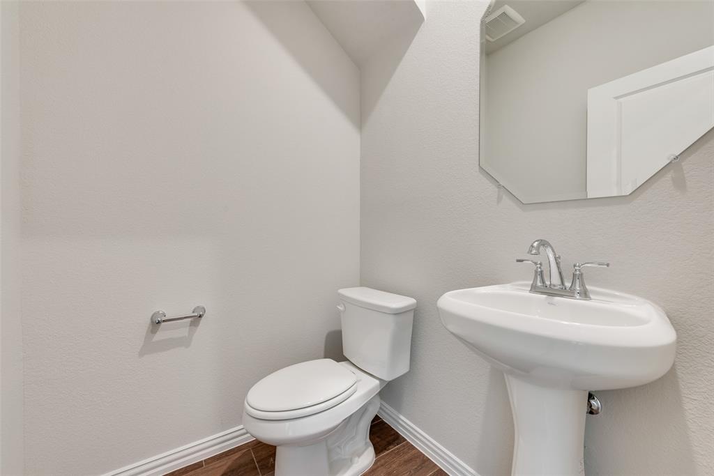 136 Cranz Farm Drive Property Photo 16