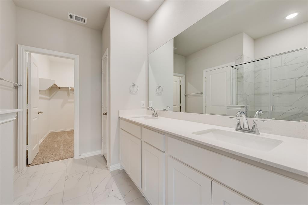 136 Cranz Farm Drive Property Photo 18