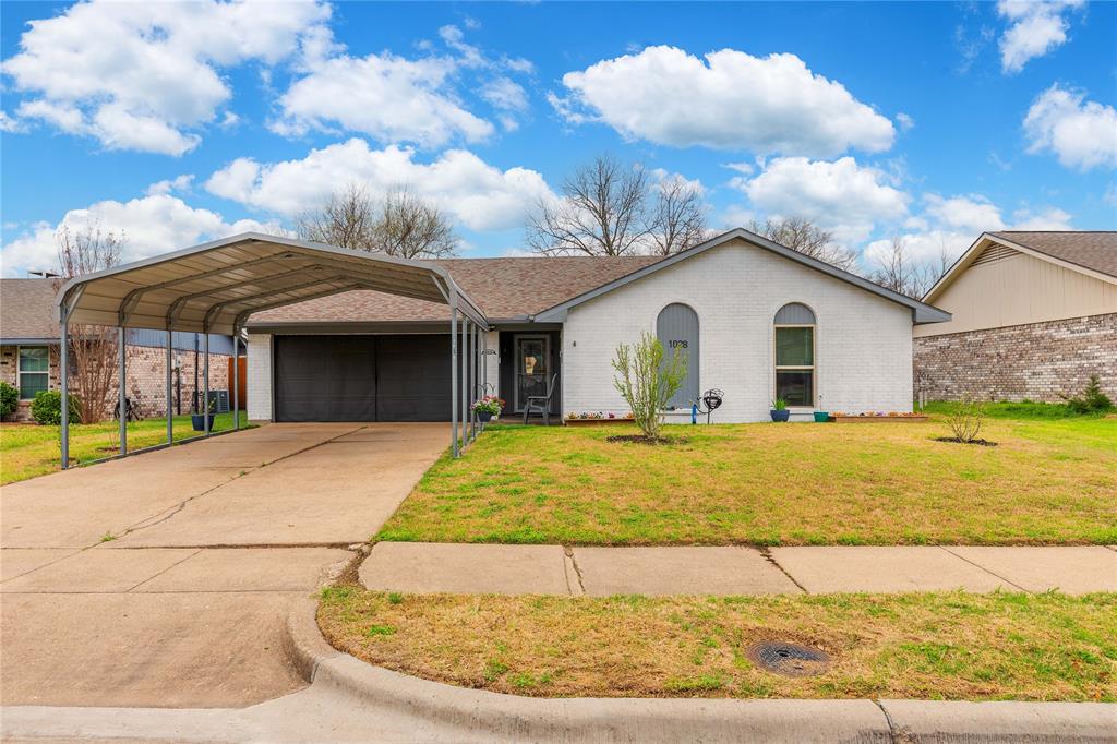 1028 Sunset Drive Property Photo 1